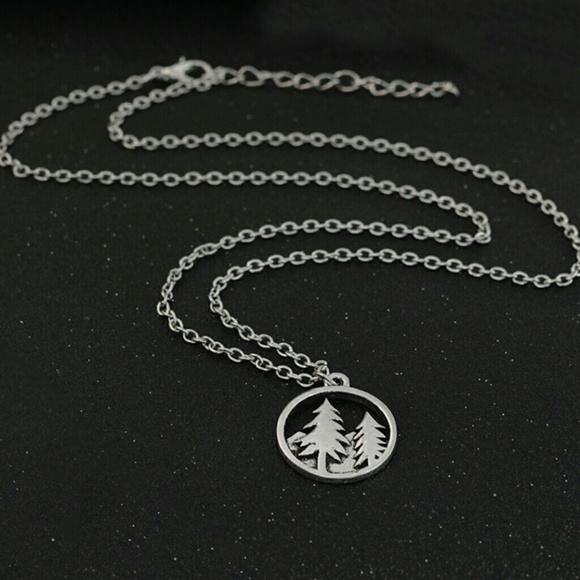💥 5/$25 SALE! 💥 Pine Trees Necklace - Picture 3 of 4