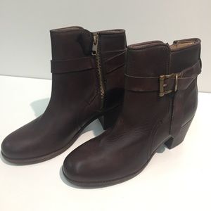 🔥SOLD🔥 FRYE Malorie Short Brown Leather Boots