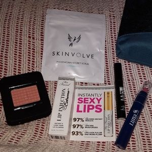 💄💄BRAND NEW MAKE-UP BUNDLE!💄💄BAG INCLUDED!