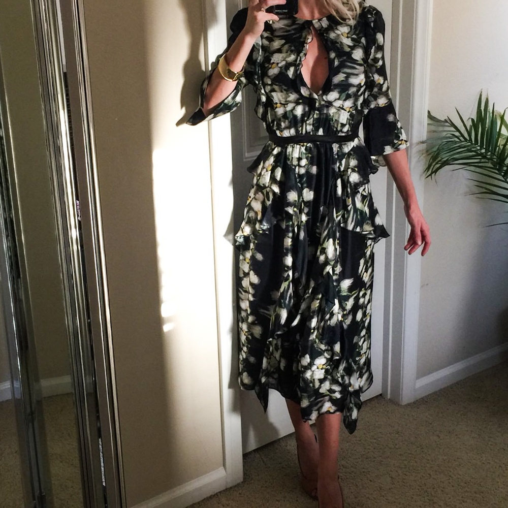 🔥SALE! 2017 Conscious Exclusive Long Silky Dress