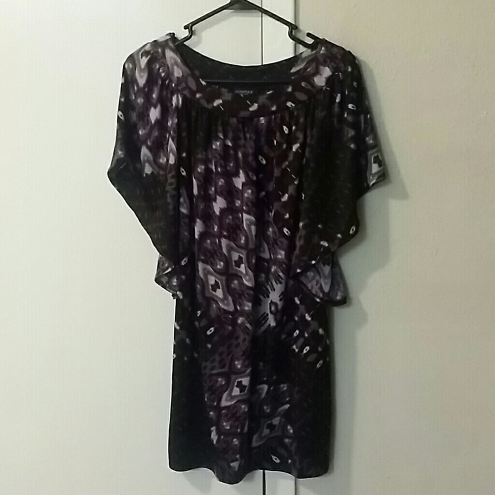 Alyn Paige New York cute dress