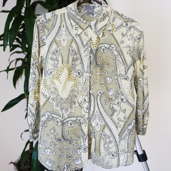 Ann Taylor Tops - *SALE* Ann Taylor Paisley Button Down
