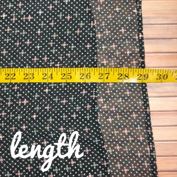 Cabi Swiss Dot Popover Blouse - Picture 4 of 8