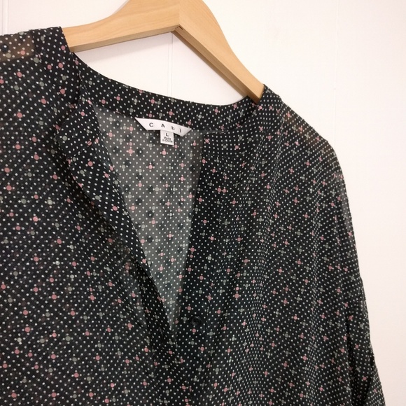 Cabi Swiss Dot Popover Blouse - Picture 7 of 8