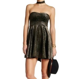 Free People New Strapless Velvet Mini Dress Medium