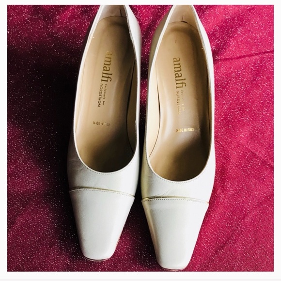 NORDSTROM Set : Pumps + Purse - Picture 2 of 6