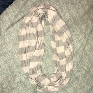 gray and white infinity scarf