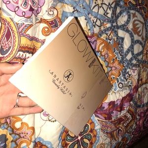Glow Kit
