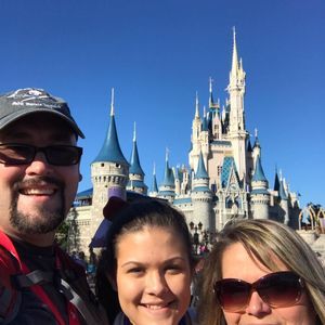 Meet your Posher, Lloyd