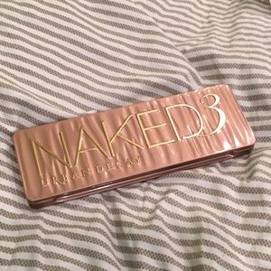 URBAN DECAY UD NAKED 3