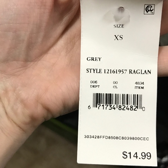 Guns & Roses Baseball Tee - Picture 2 of 2