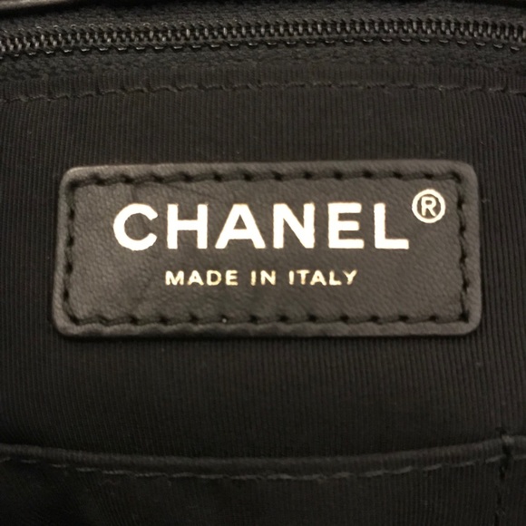 Chanel quilted purse - Picture 3 of 4