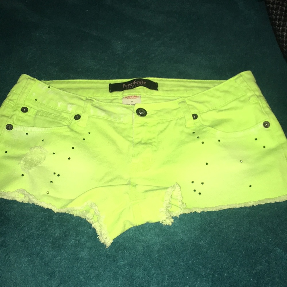 Green neon shorts size 11 in perfect condition