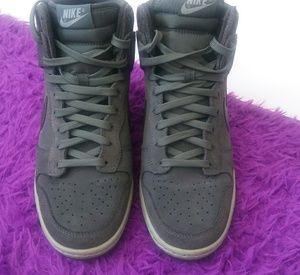 Nike Dunk Sky Hi Wedge Sneakers