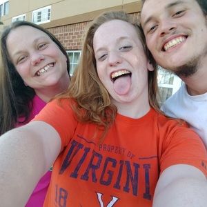 Meet your Posher, Christina