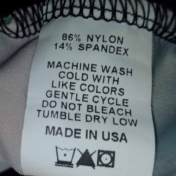 Trendy Trends Tie Dye Hearts Crop Top NWOT - Picture 4 of 5