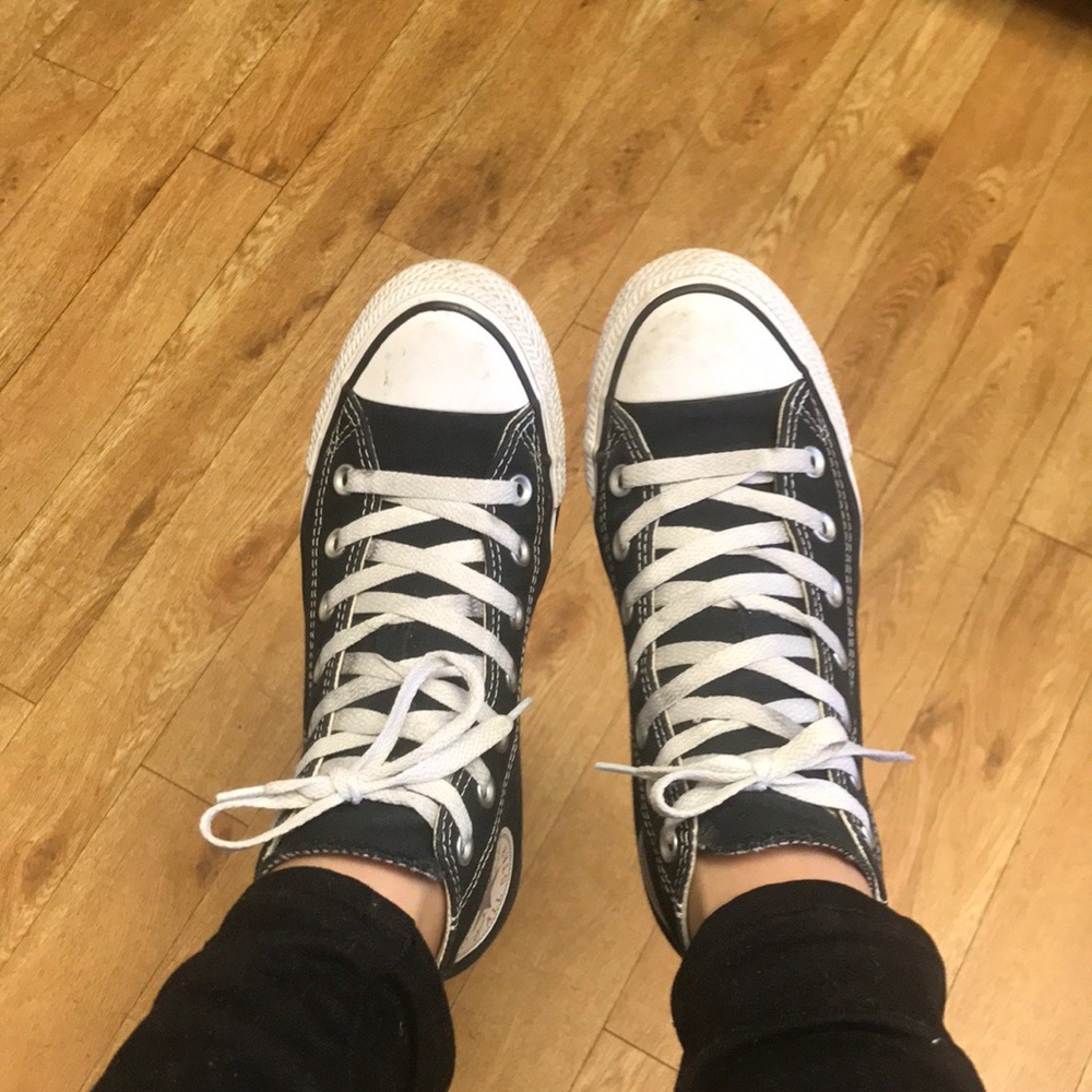 Black high top converse