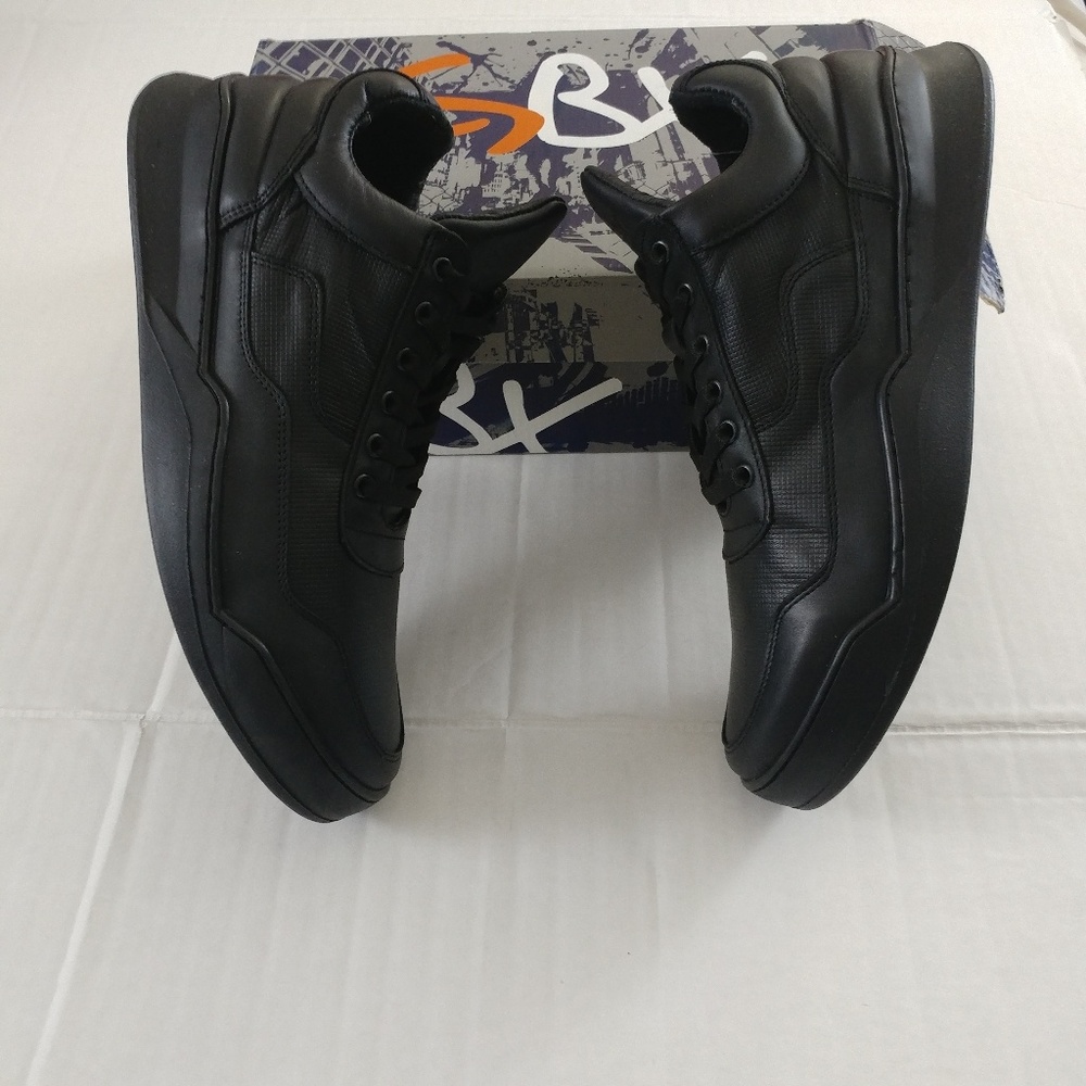 Men's Mid Top Leather Sneakers