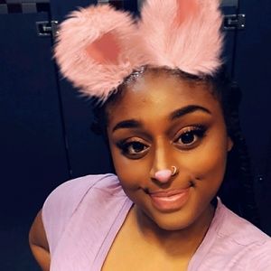 Meet your Posher, Kiera