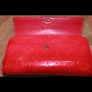 Louis Vuitton Sarah Wallet