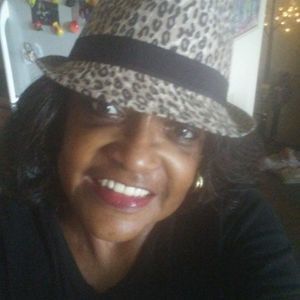 Meet your Posher, Francine