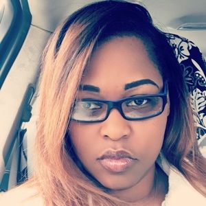 Meet your Posher, Justina