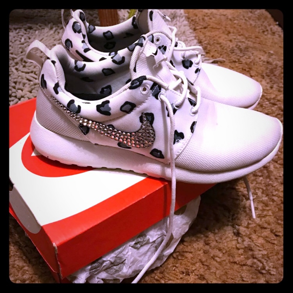 nike roshe shoes size 6