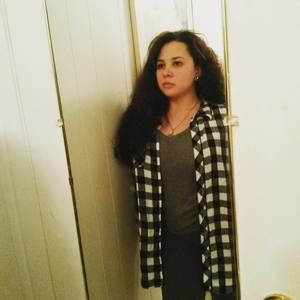 Meet your Posher, Crista