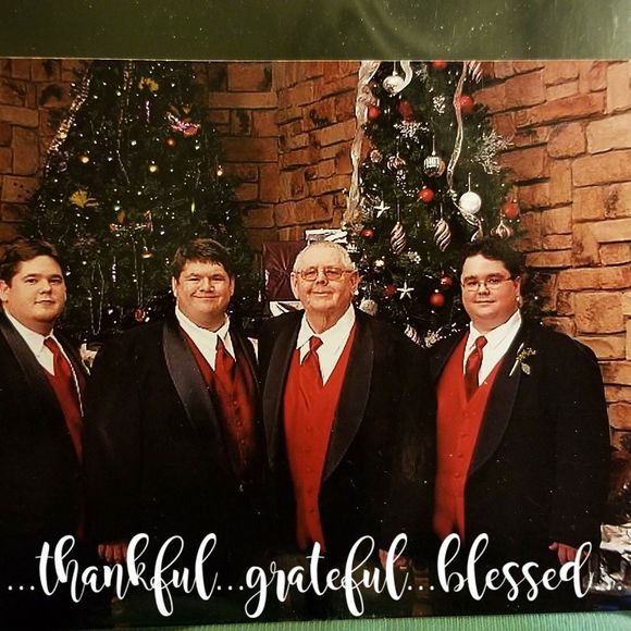 Meet your Posher, Mari garcia - Picture 1 of 1