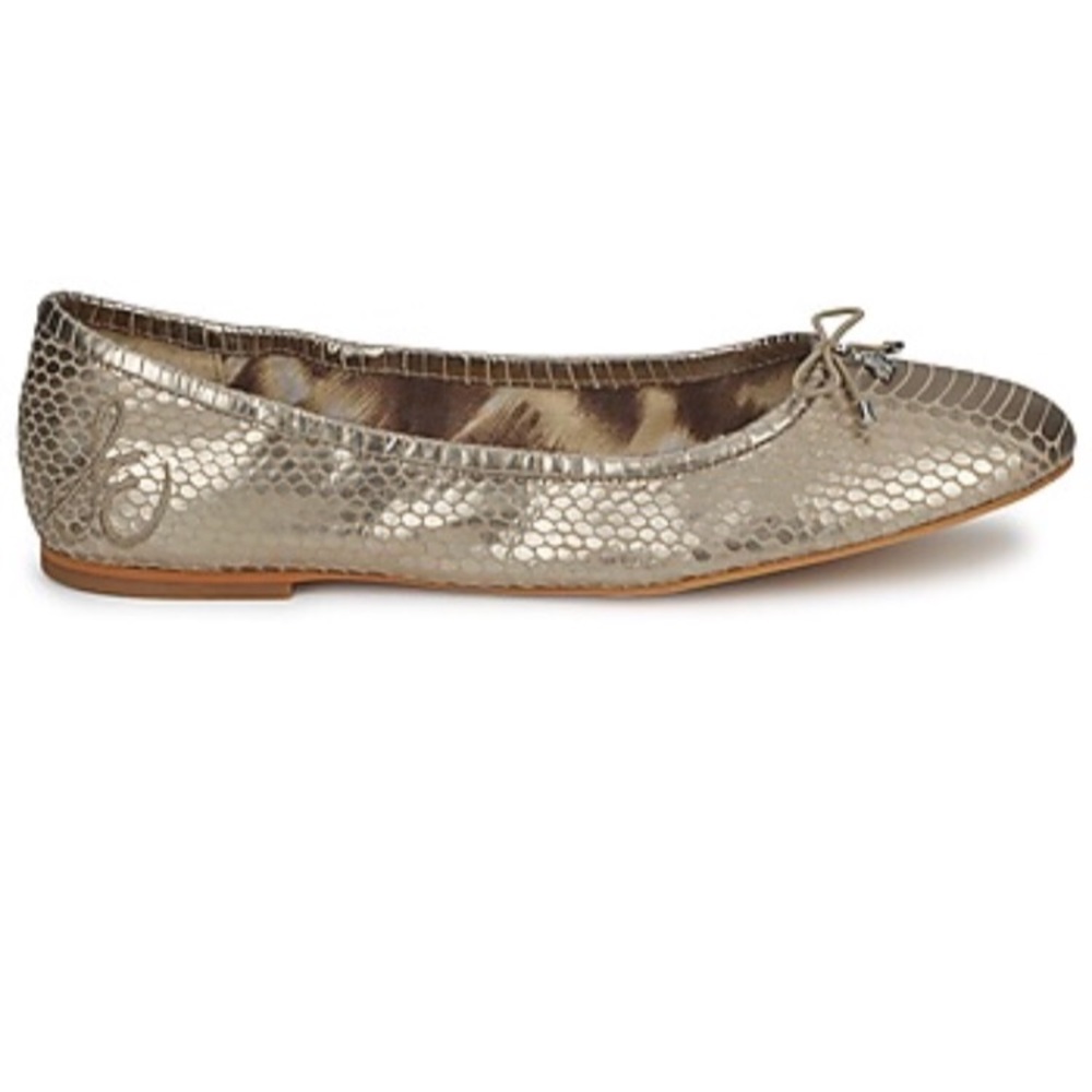 Sam Edelman Felicia Flats - Gold. Great condition!