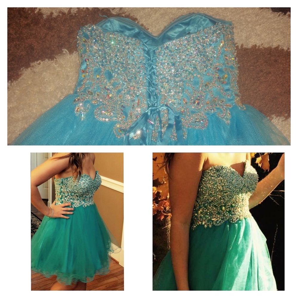 Homecoming dress only worn once!