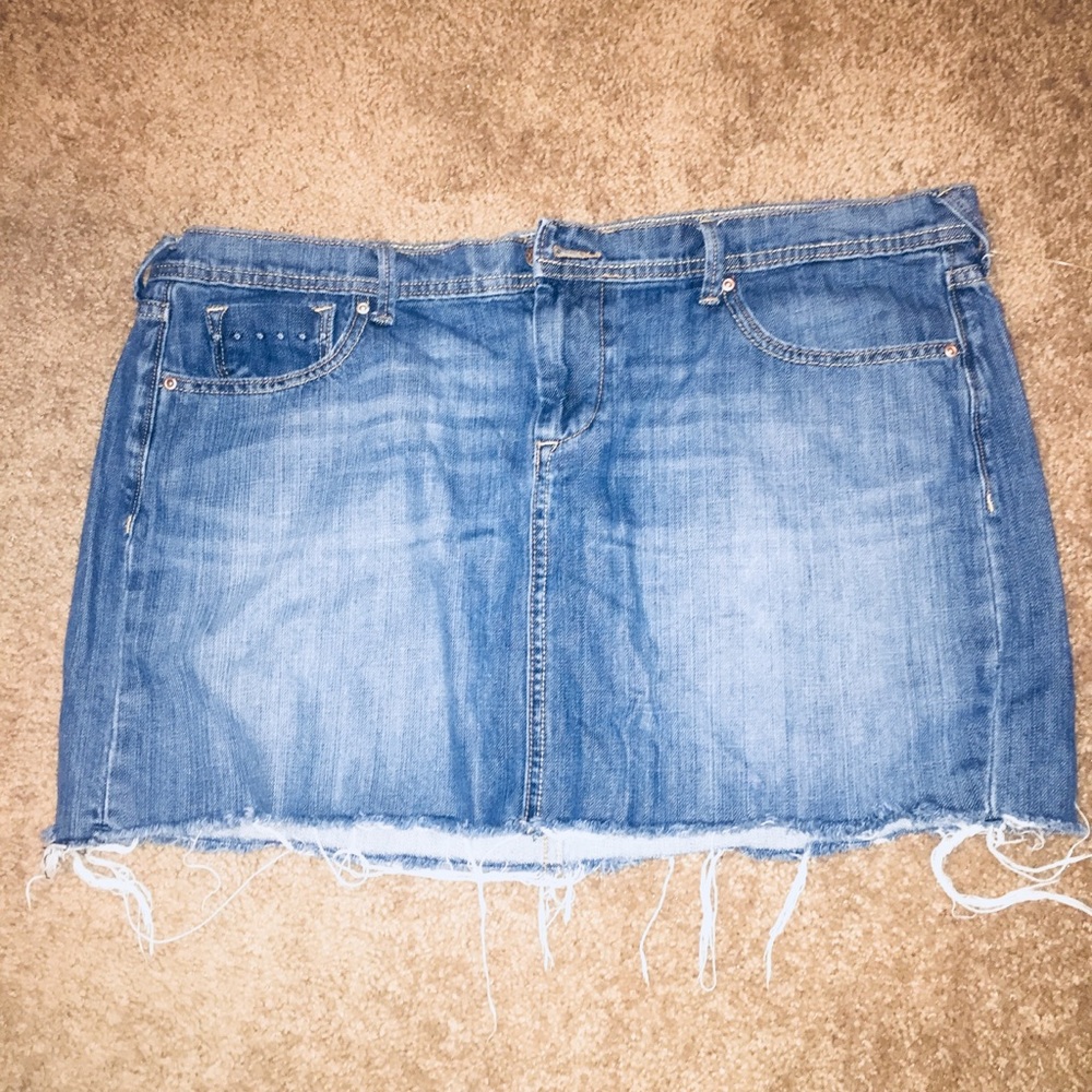 Old Navy Distressed Denim Mini Skirt, 16