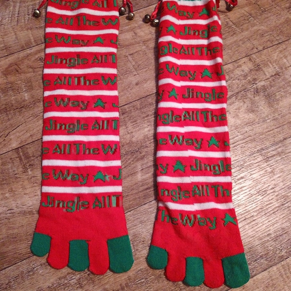 Christmas decorations, free when bundled