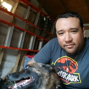 Meet your Posher, Enrique