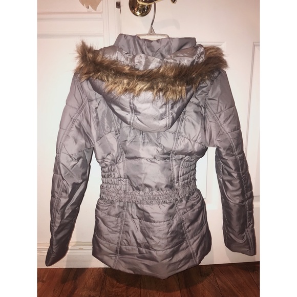 SALE‼️ Medium Grey Fur Jacket - Picture 4 of 4