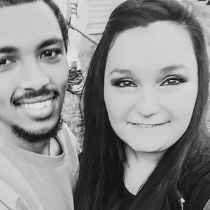 Meet your Posher, Marhisa