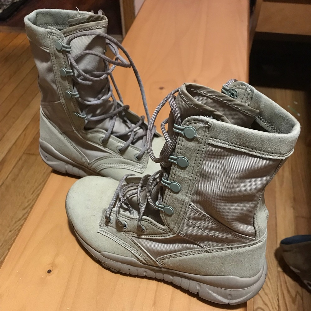 Nike boots