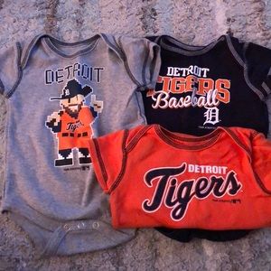 Detroit tigers onesies