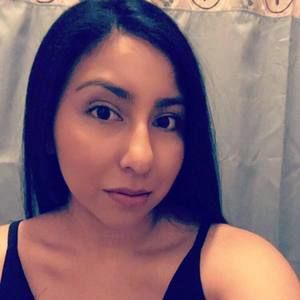 Meet your Posher, Stefany