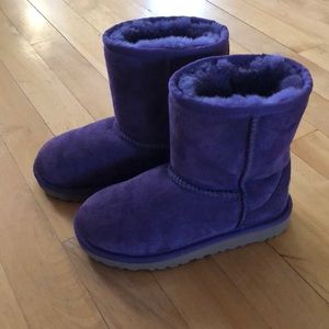 Little Girl’s Ugg boots