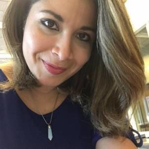 Meet your Posher, Adriana