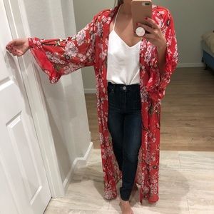NWT Red floral kimono