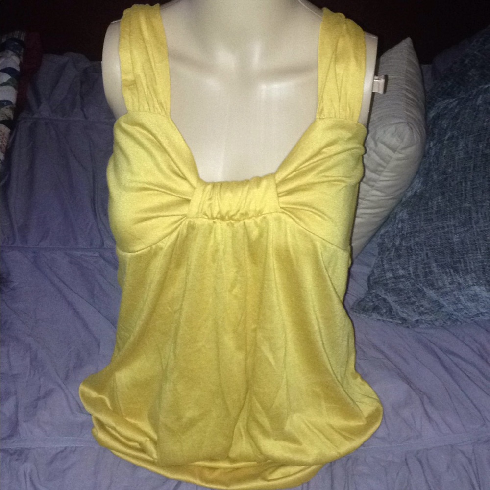 Cute yellow tank with bow on chest