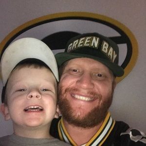 Meet your Posher, Eric