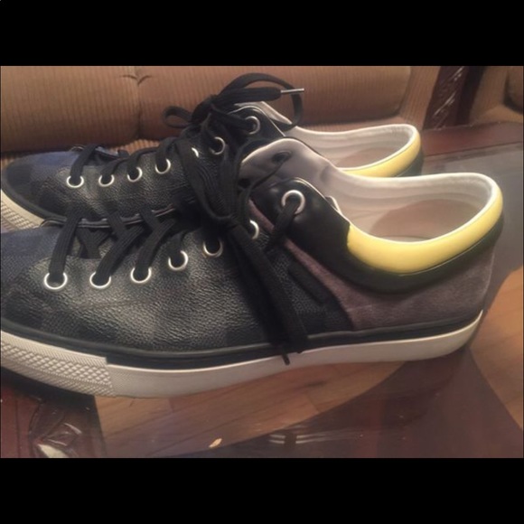LV sneakers Demi print gray and black