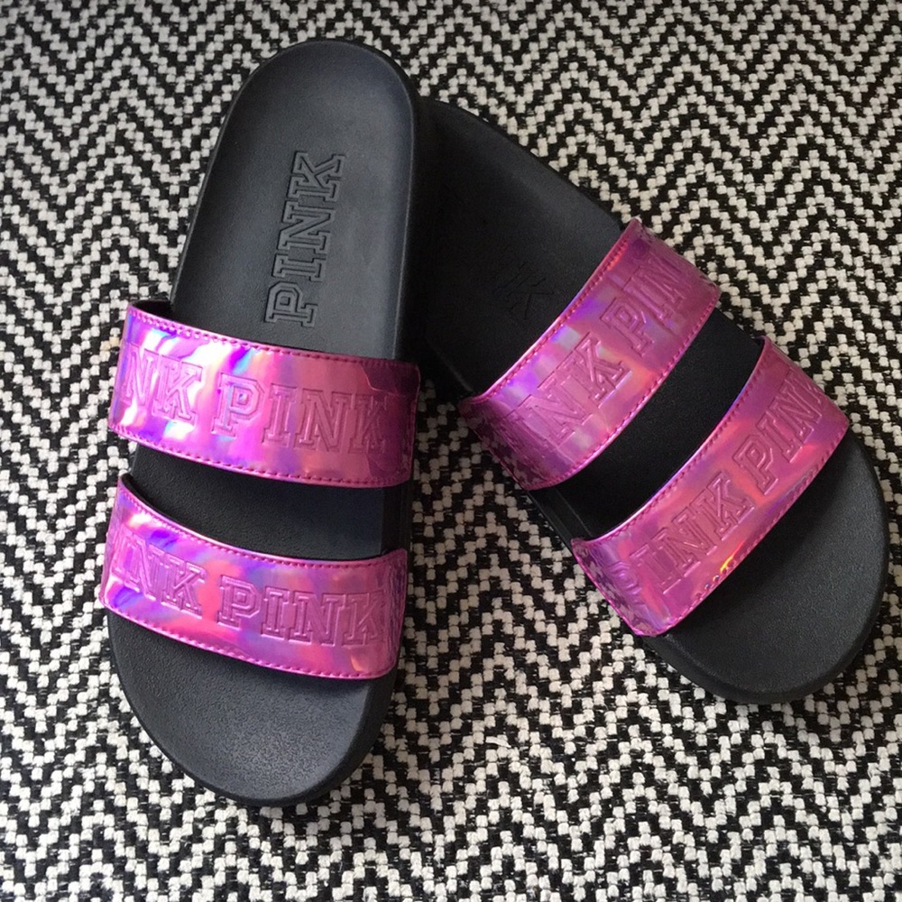 SALE !!!!   $35 NWOT VICTORIA SECRETS PINK SLIDES