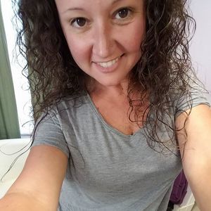 Meet your Posher, Lisa