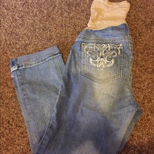 Motherhood maternity jeans Capri length size small