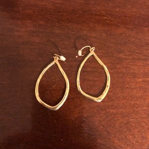 Chloe & Isabel earrings