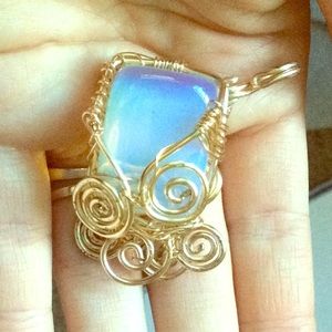 🌈Opalite Pendant 🦋